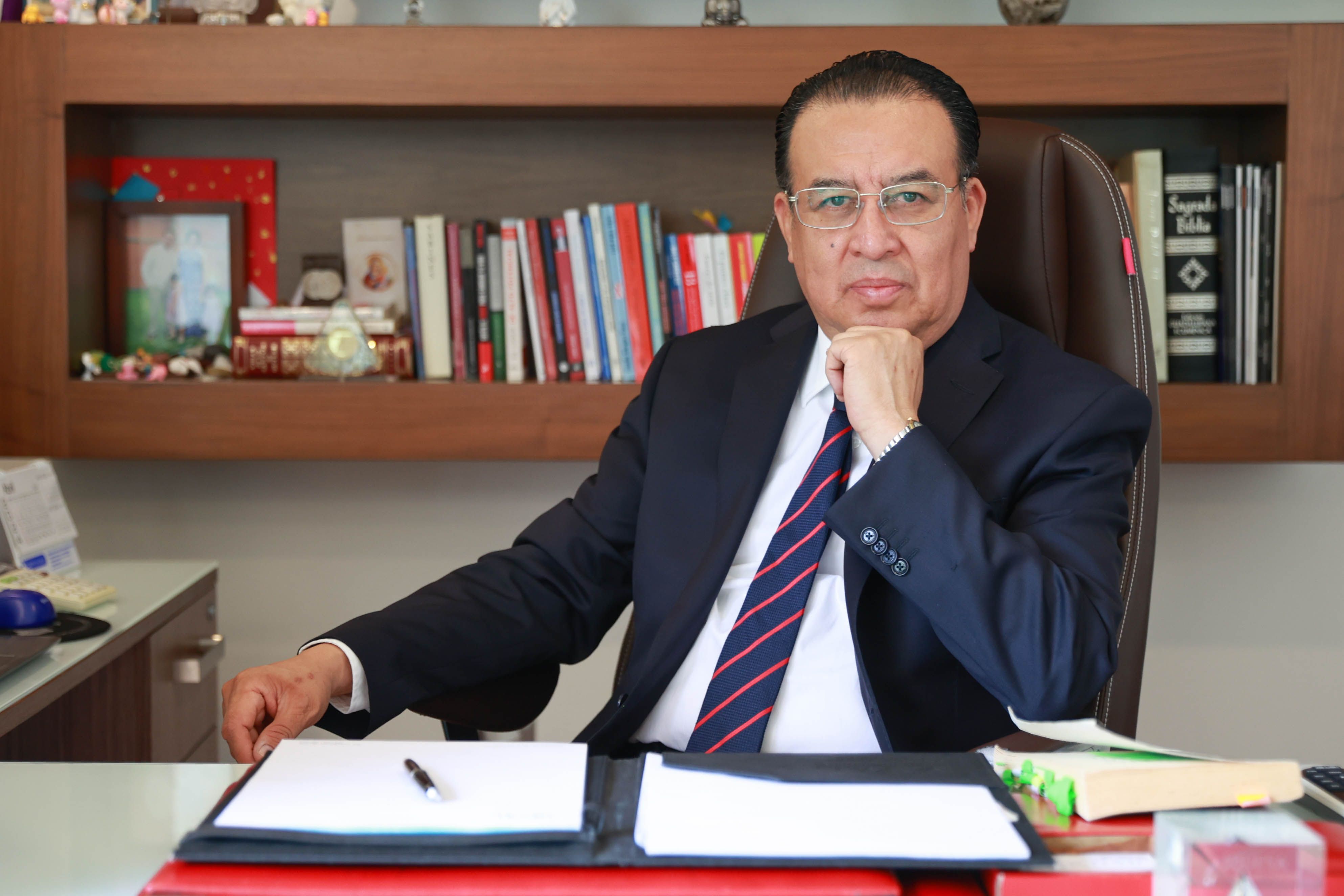 Lic. Erasmo Vázquez Almendárez